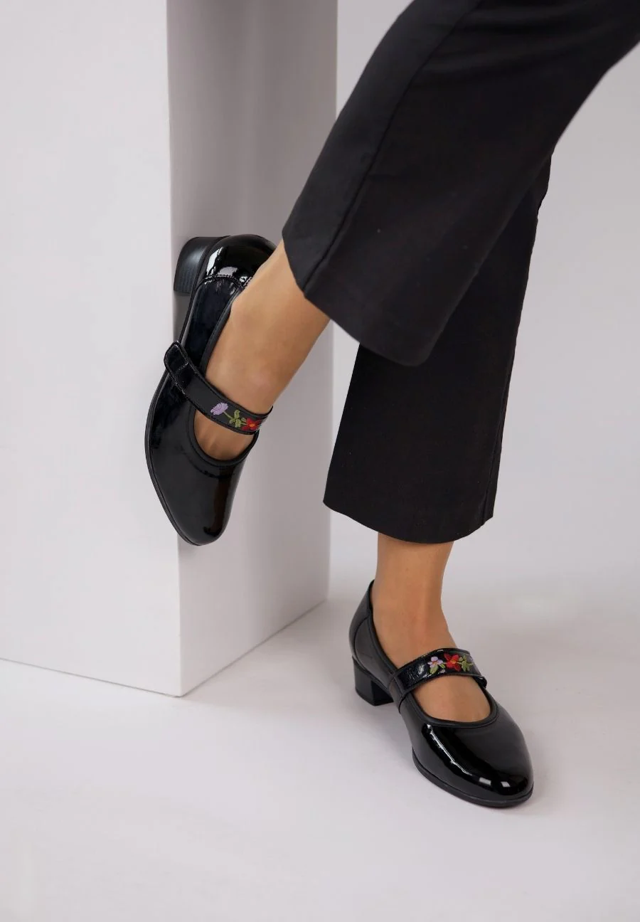 bezaubernder Mary-Jane Pumps Leder/Stretch - Image 6