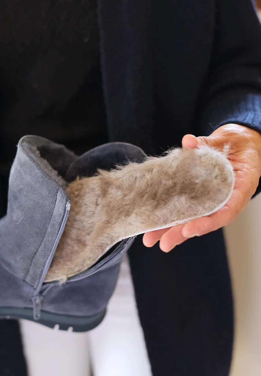 flauschig-wärmender Lammfellstiefel Veloursleder - Image 47