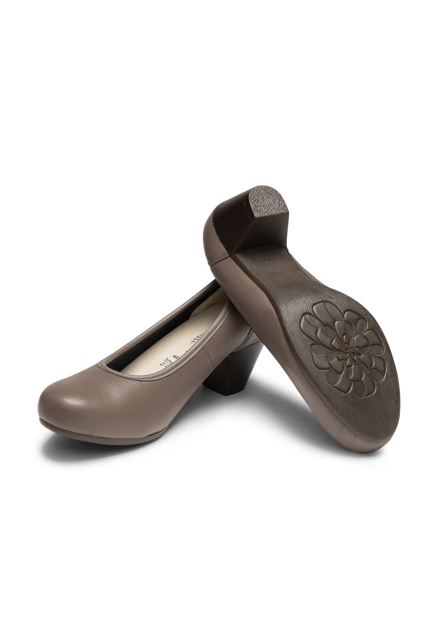klassischer Pumps Hirschleder - Image 11
